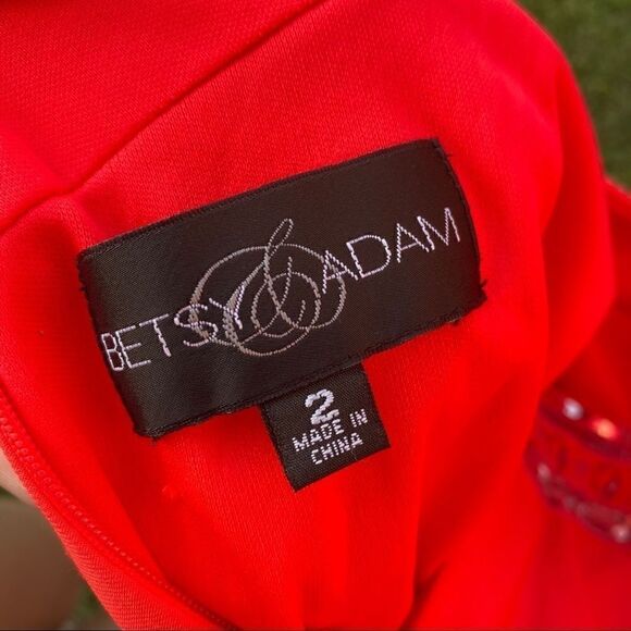 Betsy & Adam red/orange gorgeous gown w/ sequins - Picture 7 of 8